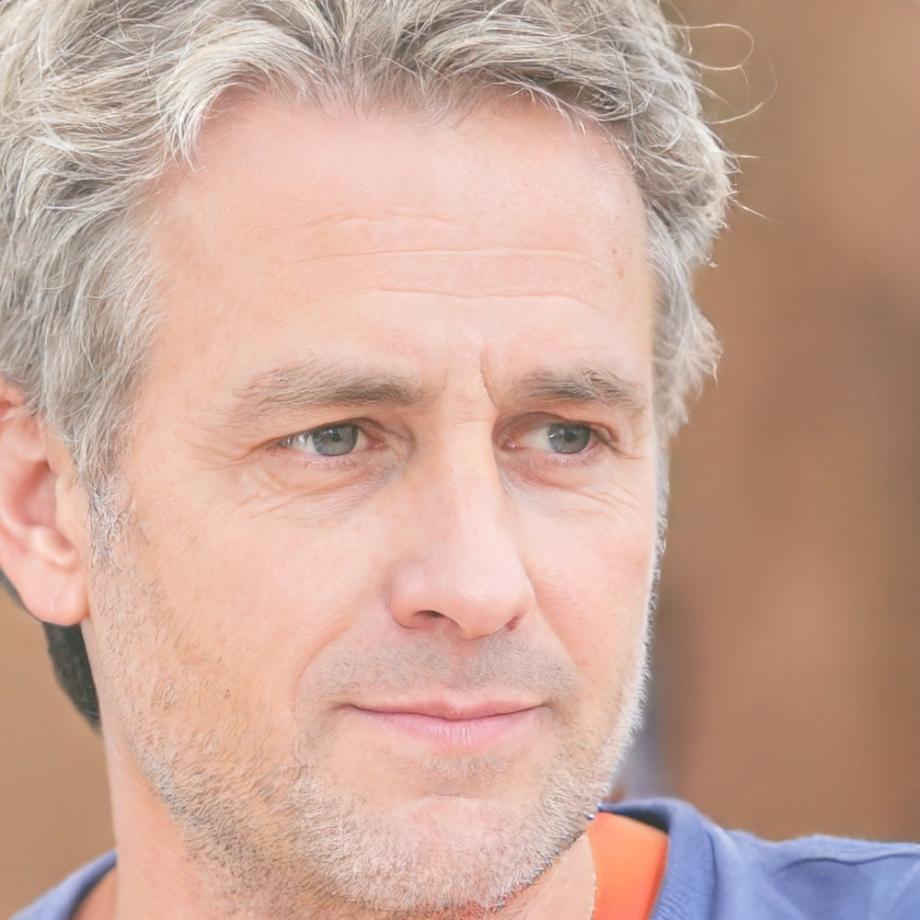 Retrato profesional de Basilio Torralba